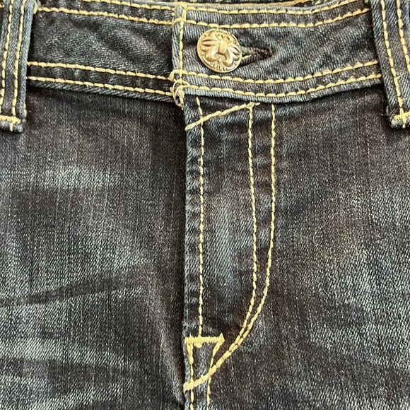 NWOT Ariat Ruby mid rise dark blue denim flare jeans with pocket embellishments - Picture 6 of 12